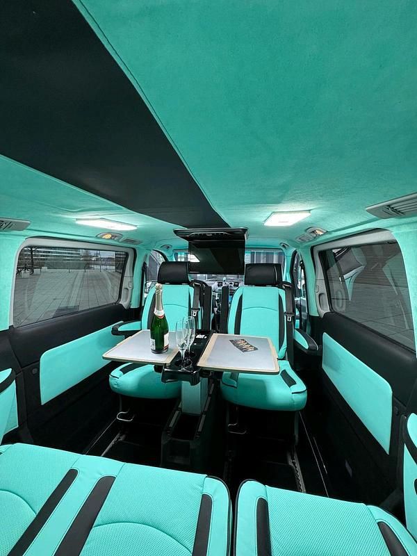 Gebraucht Mercedes Viano 160 PS (117 kW) 2011 Grau Van / Kleinbus