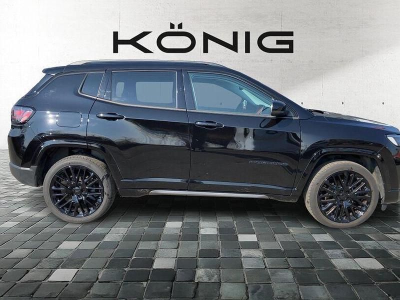 Gebraucht Jeep Compass Altitude 131 PS (96 kW) 2023 Schwarz SUV