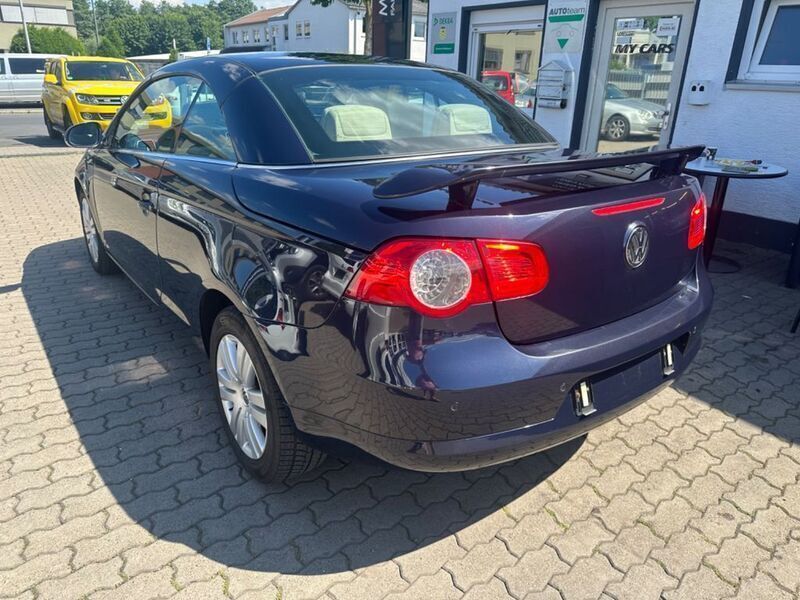 Gebraucht VW Eos 150 PS (110 kW) 2006 Blau Cabrio