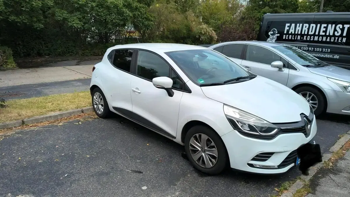 Gebraucht Renault Clio 75 PS (55 kW) 2017 Weiß Kombi