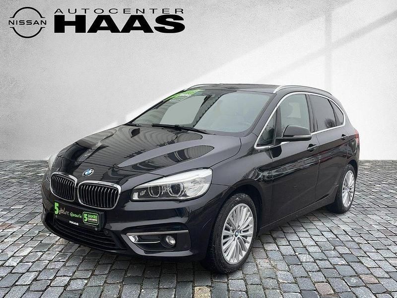 Gebraucht BMW 225 Active Tourer Luxury Line 231 PS (169 kW) 2017 Black sapphire metallic Van / Kleinbus