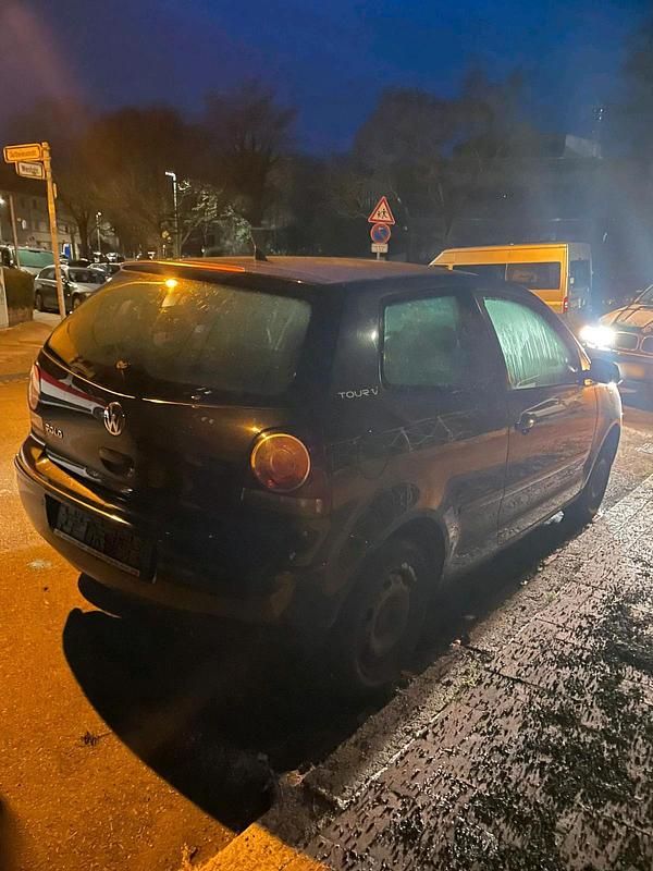 Gebraucht VW Polo 60 PS (44 kW) 2007 Schwarz Kleinwagen