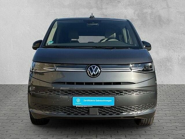 Gebraucht VW Multivan Style 150 PS (110 kW) 2023 Grau Van / Kleinbus