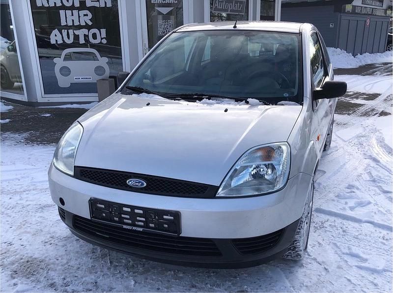 Silber Gebraucht 2005 Ford Fiesta Kleinwagen | 1.900 € (Fairer Preis) - Bild 1/4