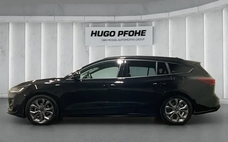 Gebraucht Ford Focus ST-Line X 155 PS (114 kW) 2024 Schwarz Kombi