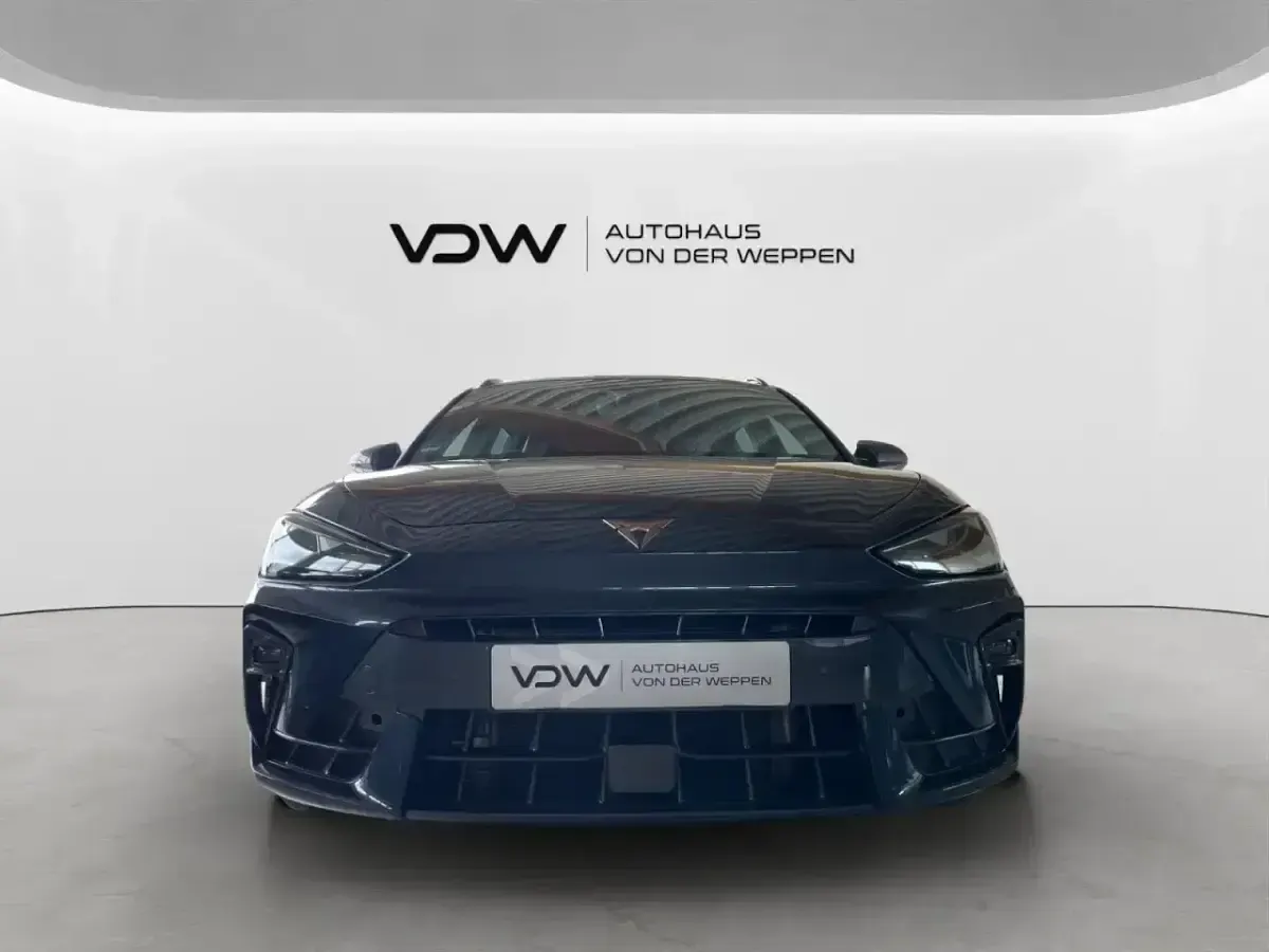 Gebraucht Cupra Leon 150 PS (110 kW) 2025 Grau Kombi