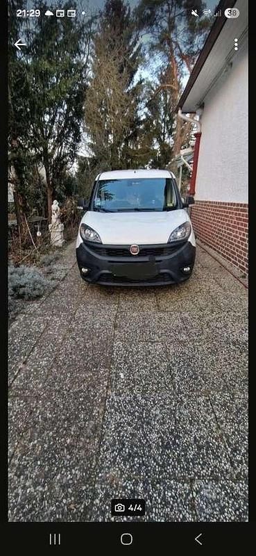 Gebraucht Fiat Doblò Basis 95 PS (69 kW) 2020 Weiß Van / Kleinbus