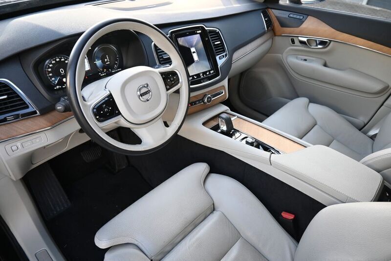 Schwarz Gebraucht 2021 Volvo XC90 SUV | 60.490 € - Bild 1/4
