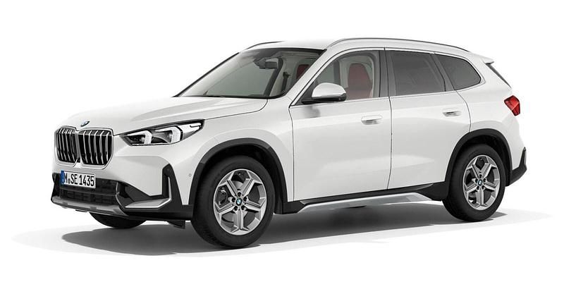 Weiß Gebraucht 2025 BMW X1 Comfort Edition SUV | 44.630 € (Fairer Preis) - Bild 1/4