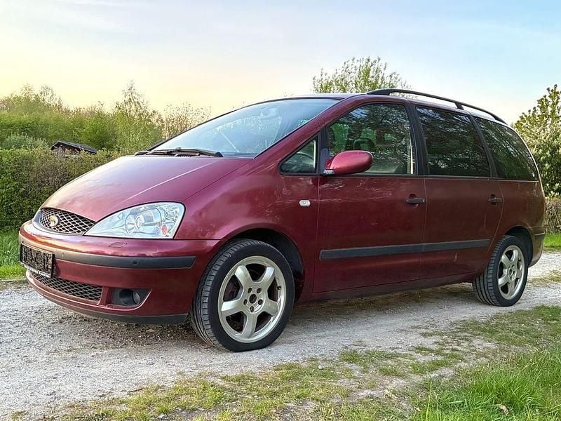 Usata Ford Galaxy 116 CV (85 kW) 2003 Rosso Monovolume