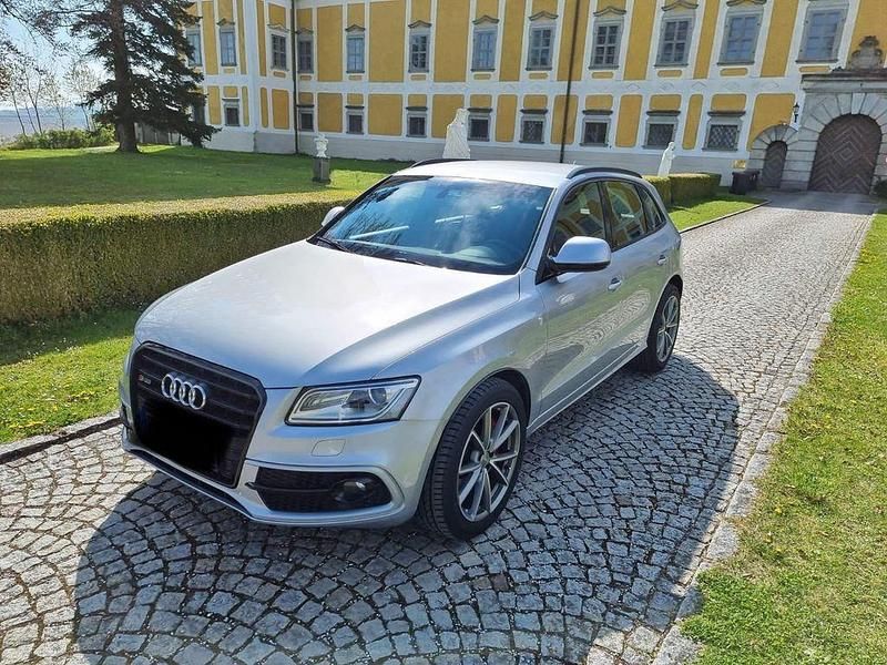 Silber Gebraucht 2015 Audi SQ5 Competition SUV | 18.900 € (Fairer Preis) - Bild 1/4