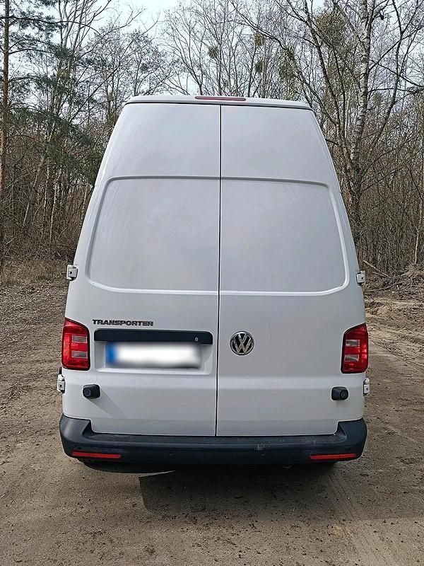 Gebraucht VW Transporter 115 PS (84 kW) 2018 Weiß Van