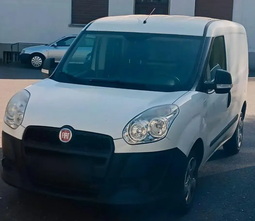 Gebraucht Fiat Doblò 90 PS (66 kW) 2014 Weiß Van / Kleinbus