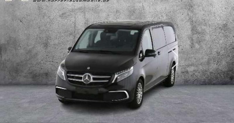 Obsidianschwarz metallic Gebraucht 2023 Mercedes V300 Avantgarde Edition Van / Kleinbus | 58.740 € (Superpreis) - Bild 1/4