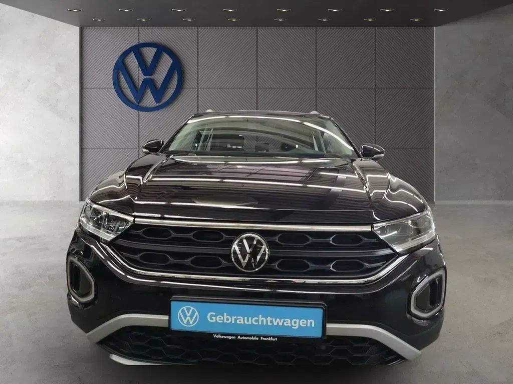 Gebraucht VW T-Roc Goal 150 PS (110 kW) 2025 Deep black perleffekt/deep black perleff (metallic) SUV