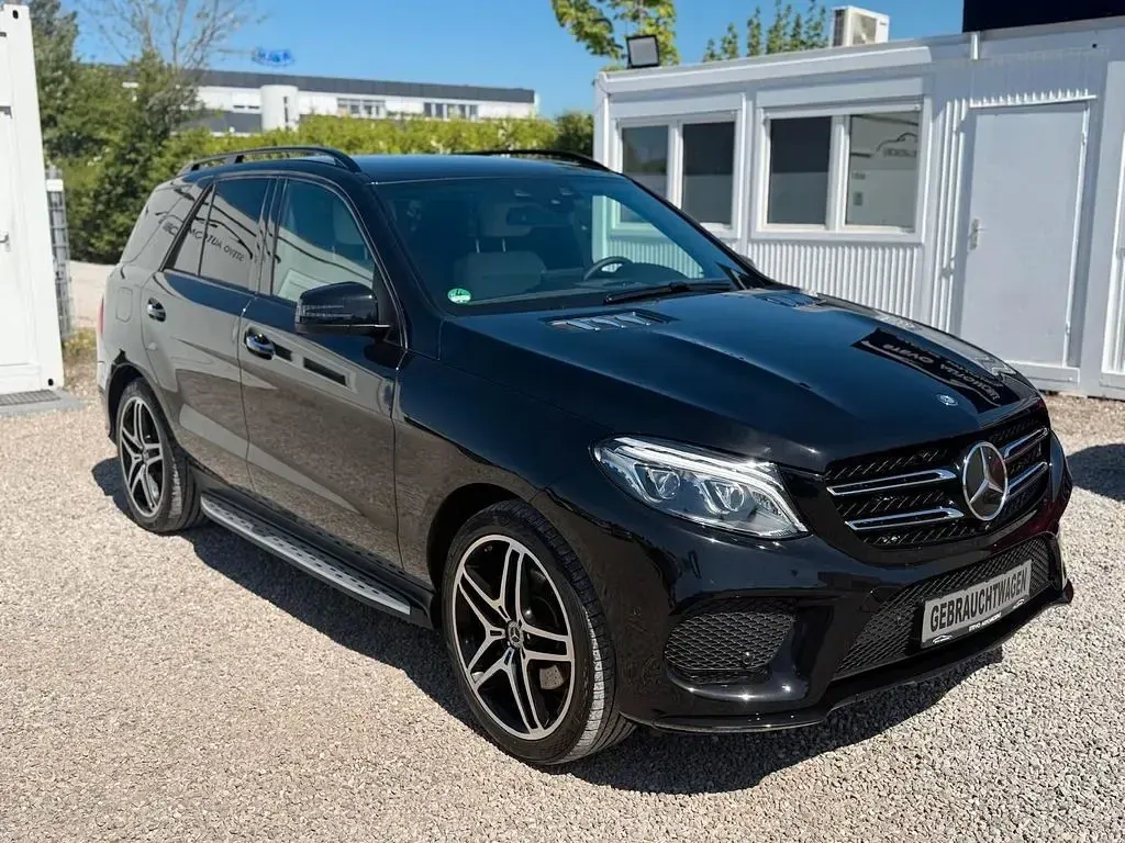 Gebraucht Mercedes GLE350 258 PS (189 kW) 2015 Schwarz SUV