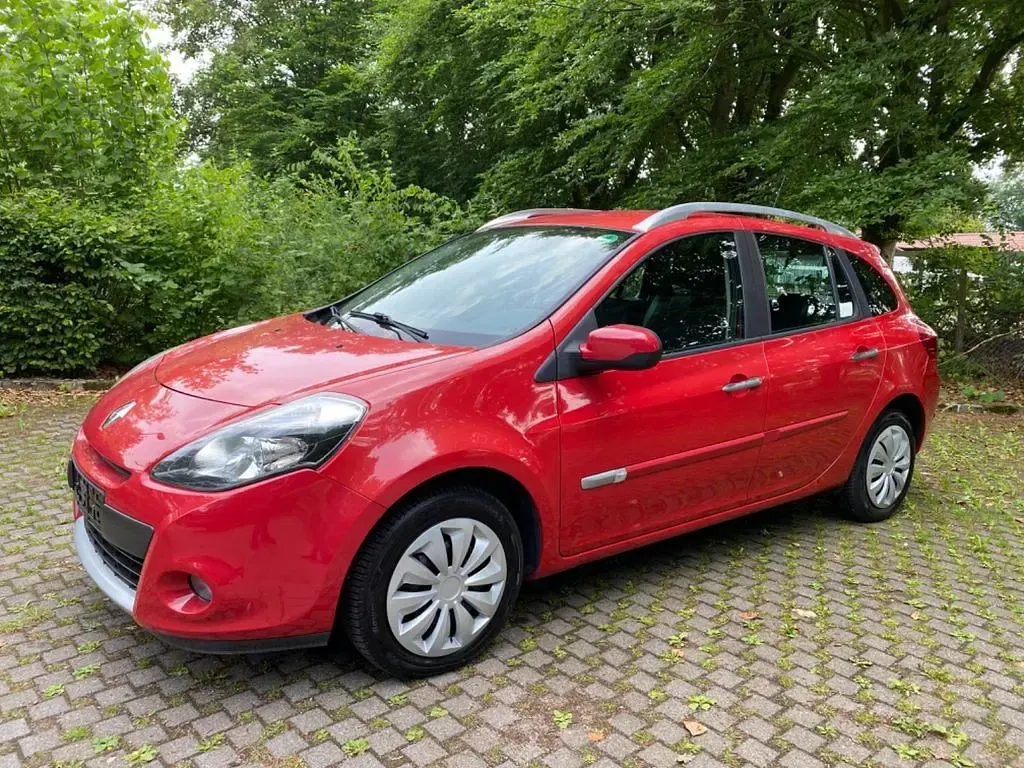 Gebraucht Renault Clio II 75 PS (55 kW) 2009 Rot Limousine