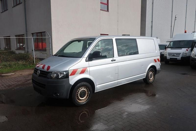 Gebraucht VW T5 140 PS (102 kW) 2011 Silber Van