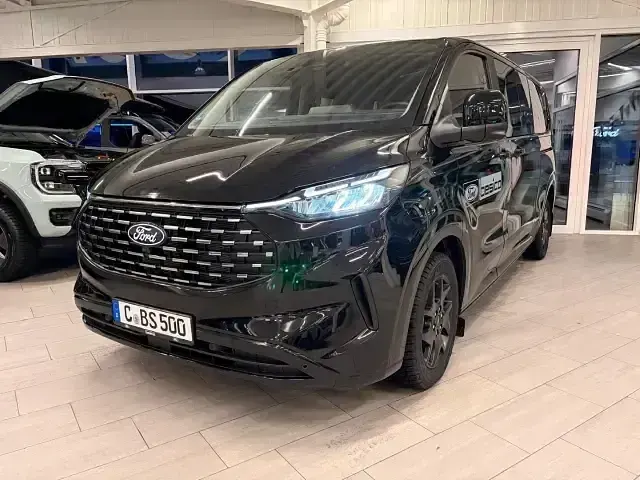 Gebraucht Ford Tourneo Custom Titanium X 170 PS (125 kW) 2025 Schwarz Van