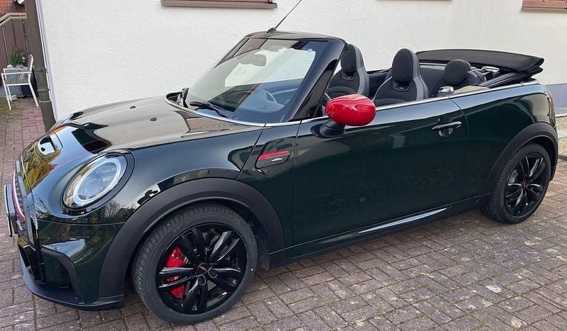 Gebraucht Mini John Cooper Works 231 PS (169 kW) 2023 Grün Kleinwagen