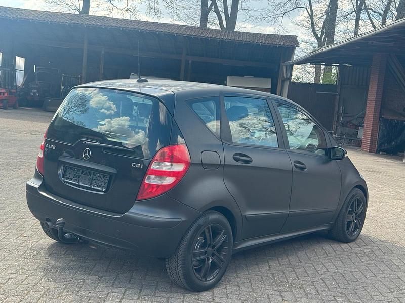 Second-hand Mercedes A160 2006 Negru Berlinǎ