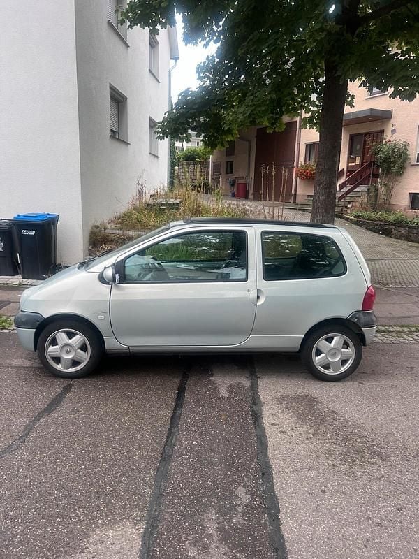 Gebraucht 2004 Renault Twingo Kleinwagen | 900 € (Fairer Preis) - Bild 1/4