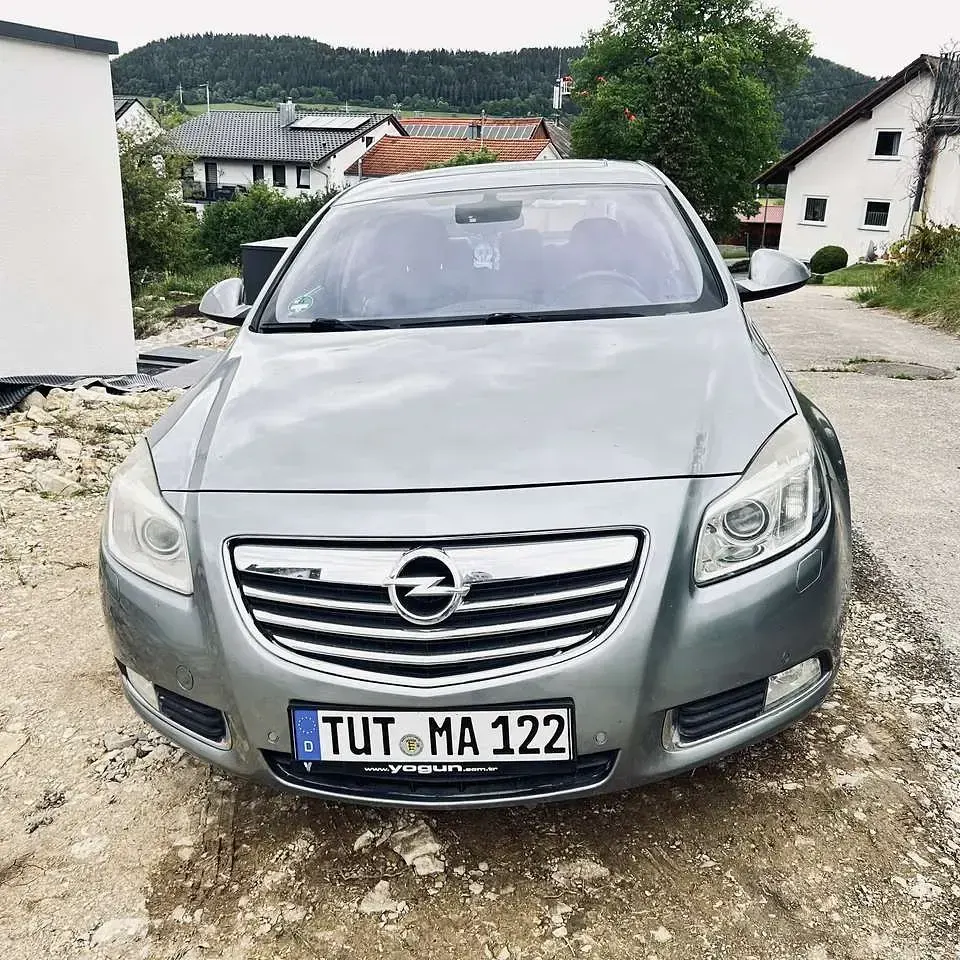 Gebraucht Opel Insignia Selection 131 PS (96 kW) 2012 Limousine