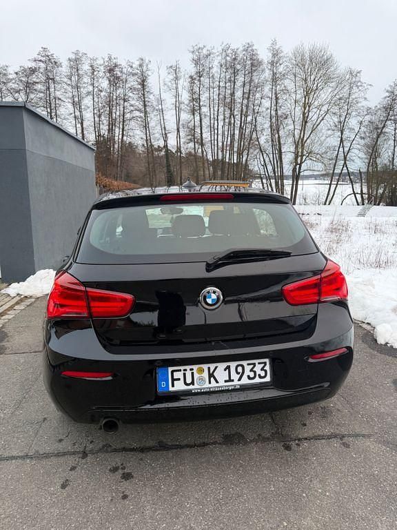 Gebraucht BMW 118 Advantage 136 PS (100 kW) 2018 Schwarz Kleinwagen