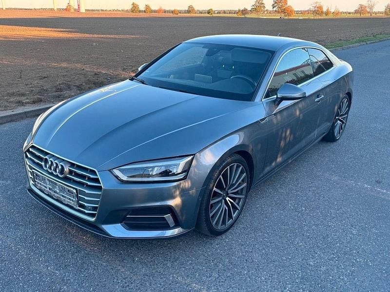 Grau Gebraucht 2019 Audi A5 S-Line Coupé | 23.911 € (Superpreis) - Bild 1/4