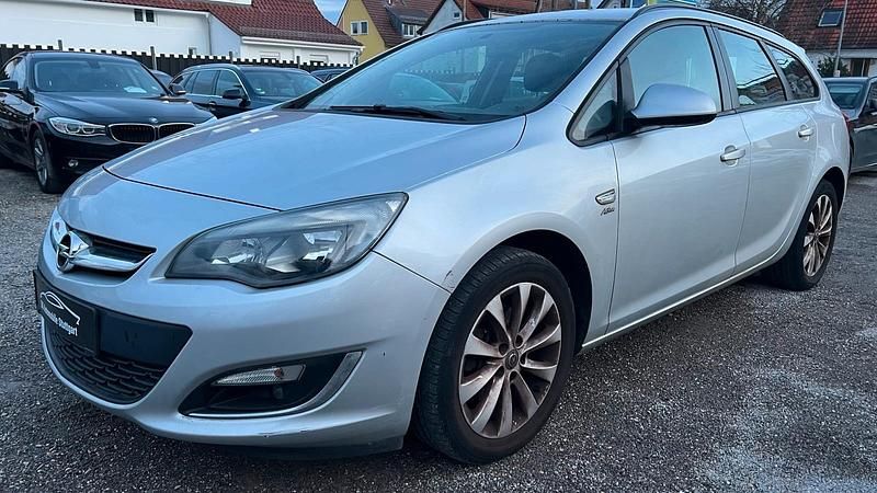 Gebraucht Opel Astra 165 PS (121 kW) 2013 Grau Kombi