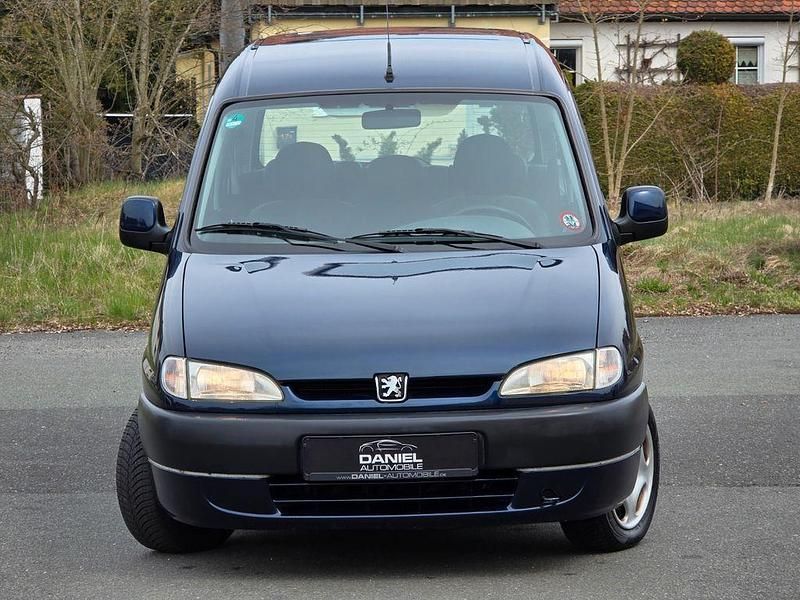 Gebraucht Peugeot Partner 75 PS (55 kW) 2001 Blau Van / Kleinbus