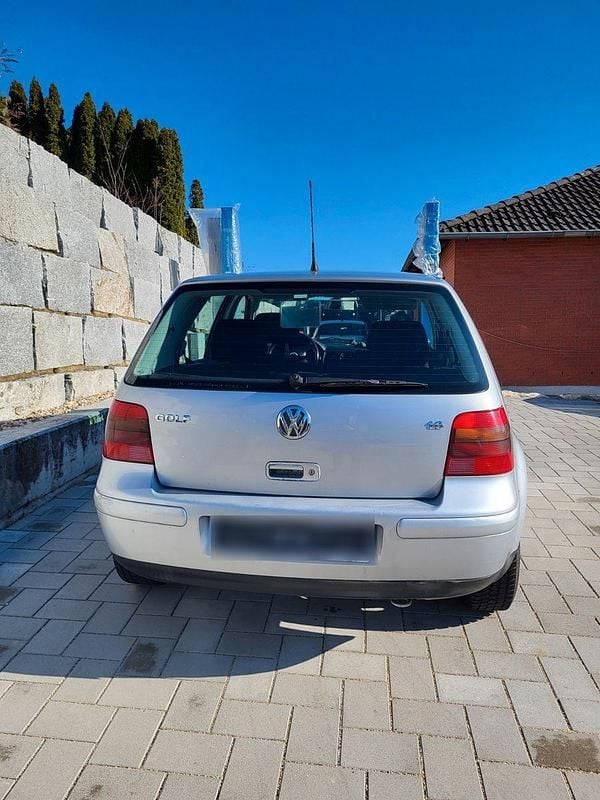 Gebraucht VW Golf IV Basis 101 PS (74 kW) 2000 Silber Limousine