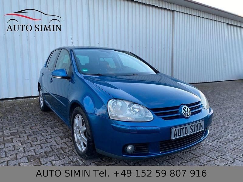 Blau Gebraucht 2008 VW Golf VI Trendline Limousine | 2.450 € (Superpreis) - Bild 1/4