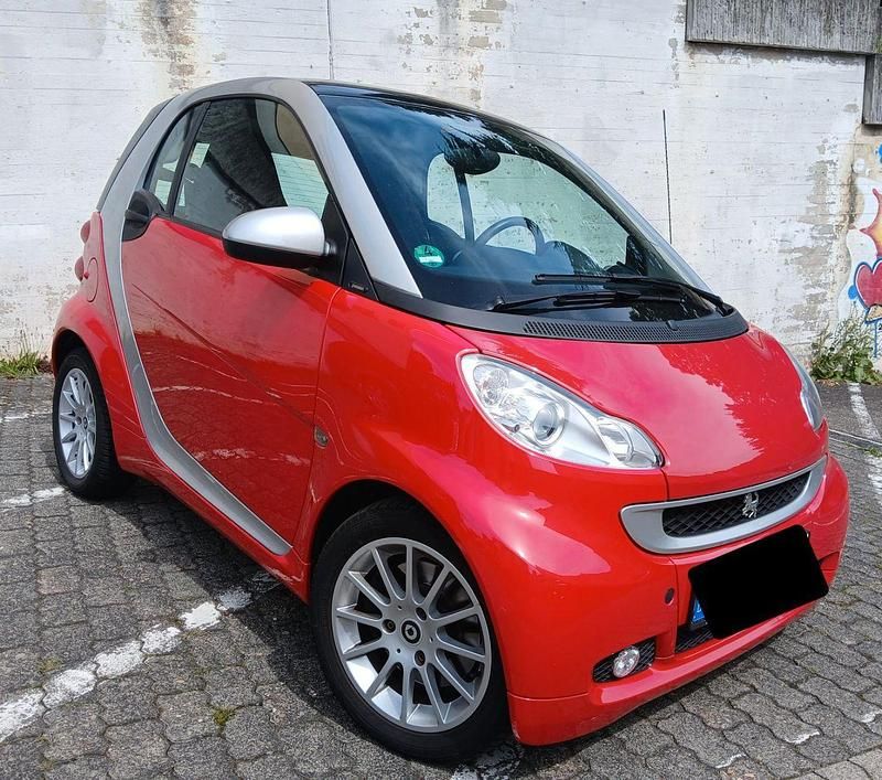 Rot Gebraucht 2012 Smart ForTwo Coupé Passion Coupé | 5.300 € (Fairer Preis) - Bild 1/4