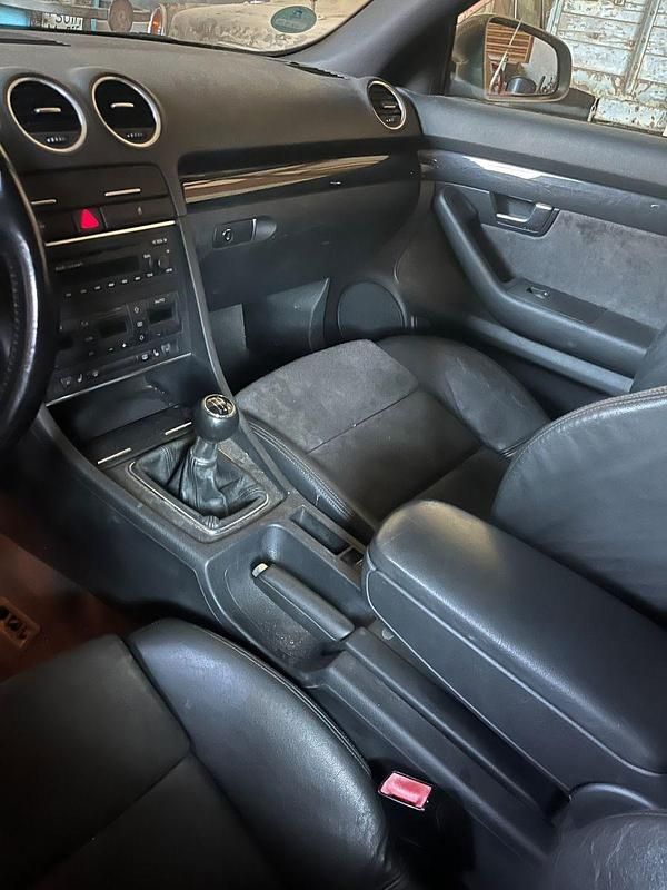 Gebraucht Audi A4 Cabriolet 163 PS (119 kW) 2004 Grau Cabrio