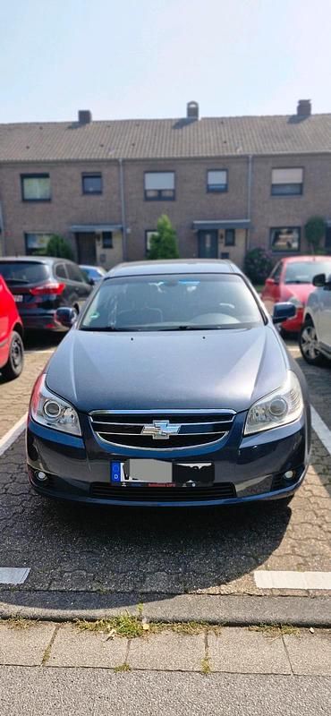 Grau Gebraucht 2007 Chevrolet Epica Limousine | 3.500 € (Etwas zu teuer) - Bild 1/4