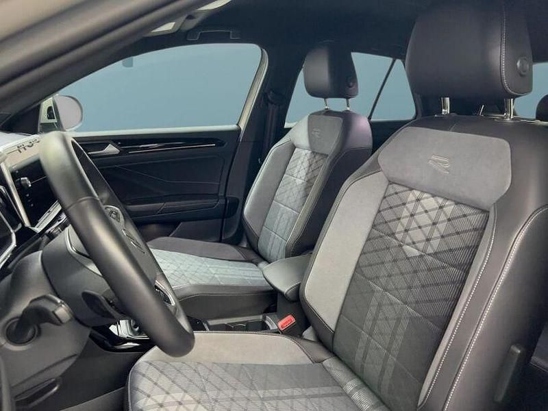 Gebraucht VW T-Roc 150 PS (110 kW) 2024 Grau SUV