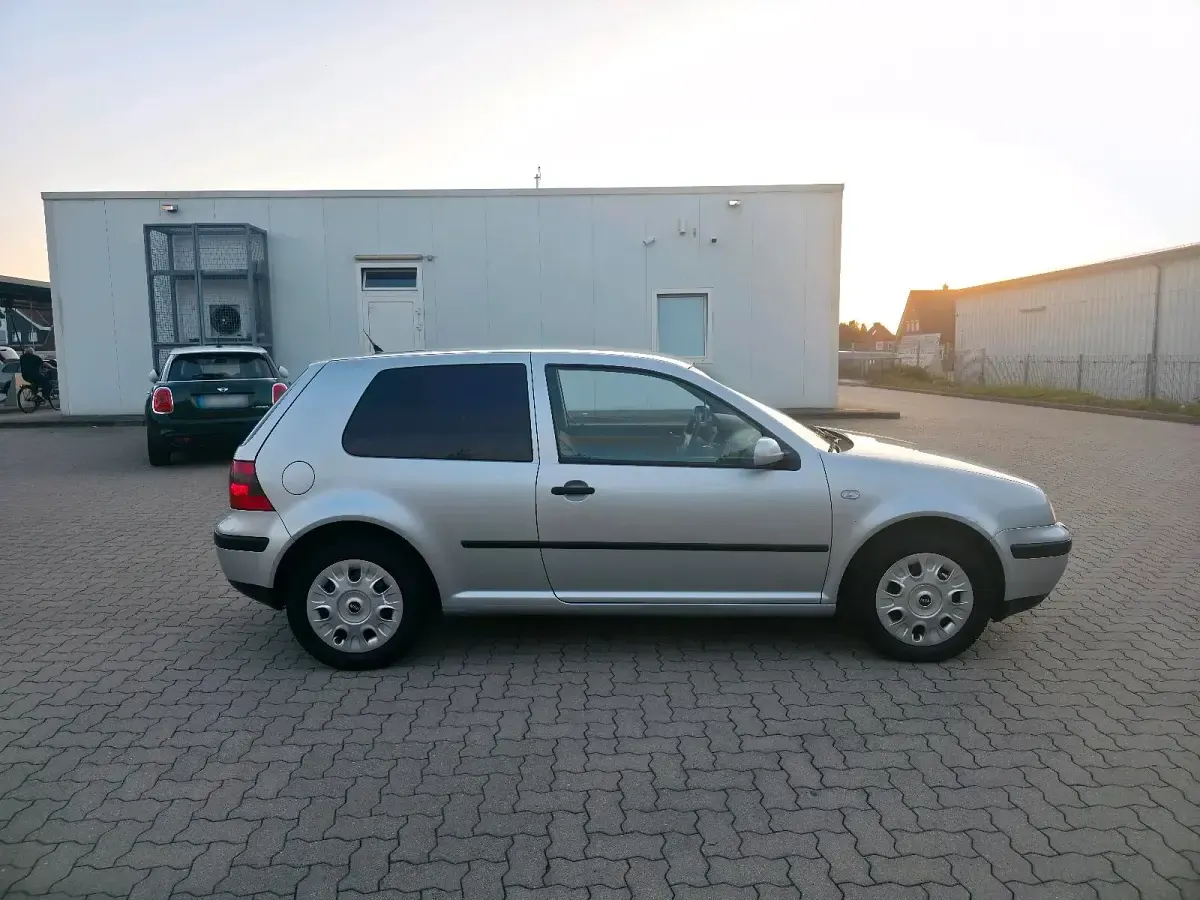 Gebraucht VW Golf IV 75 PS (55 kW) 2002 Grün