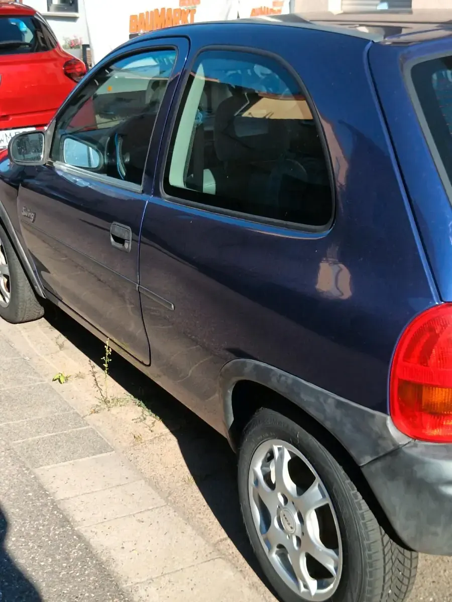Gebraucht Opel Corsa 60 PS (44 kW) 1995 Blau Kleinwagen