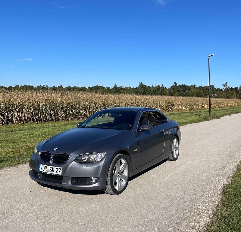 Silber Gebraucht 2007 BMW 320 Cabriolet Cabrio | 8.700 € (Fairer Preis) - Bild 1/4