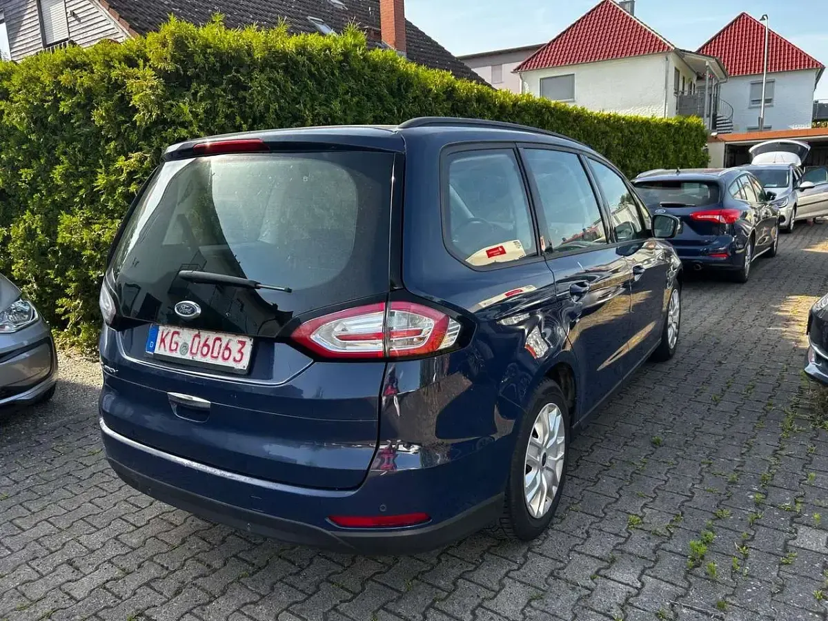 Gebraucht Ford Galaxy Trend 150 PS (110 kW) 2017 Blau Van / Kleinbus