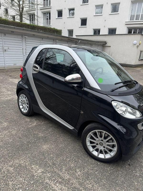Gebraucht Smart ForTwo Coupé 45 PS (33 kW) 2009 Schwarz Coupé