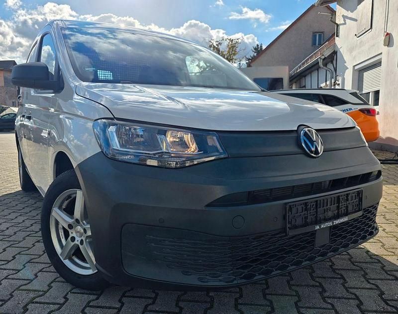 Weiß Gebraucht 2022 VW Caddy Van / Kleinbus | 25.999 € (Fairer Preis) - Bild 1/4