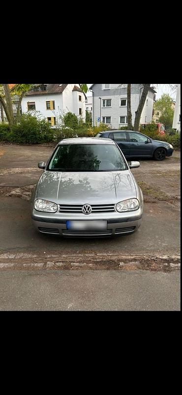 Gebraucht VW Golf IV 101 PS (74 kW) 2002 Silber Kleinwagen