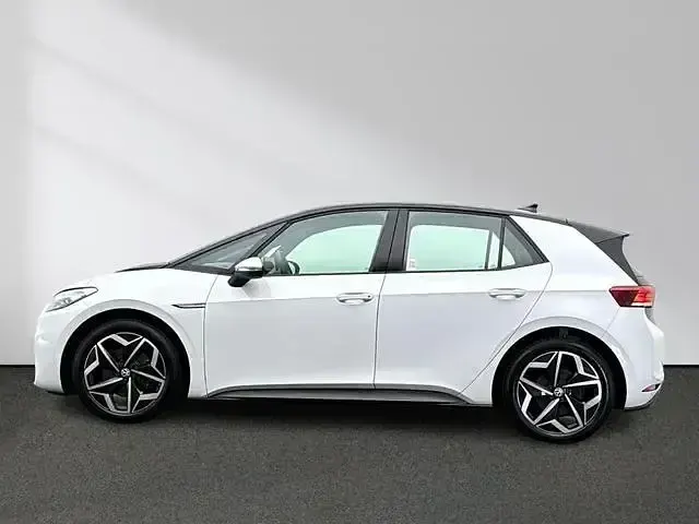 Gebraucht VW ID.3 Pro Performance 150 kW (204 PS) 2023 Weiß Kleinwagen