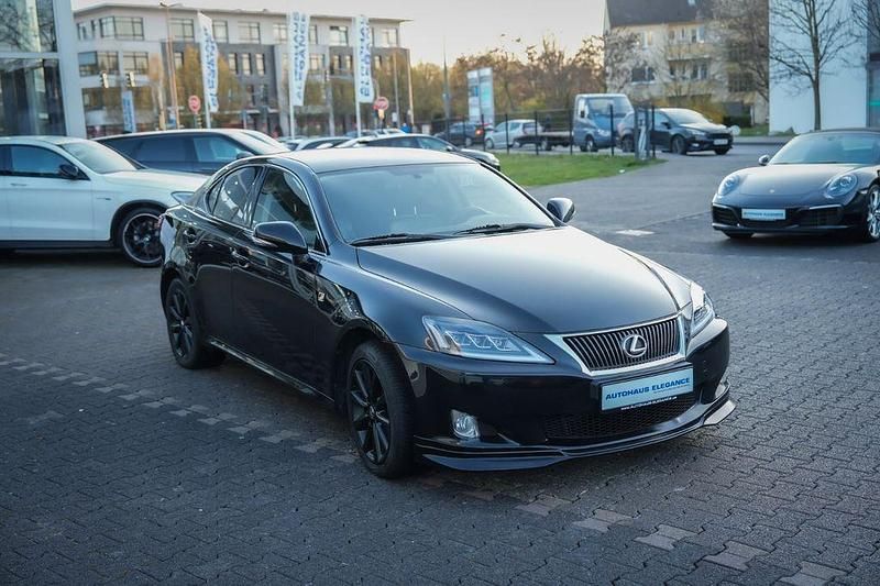 Gebraucht Lexus IS220d 177 PS (130 kW) 2010 Schwarz Limousine