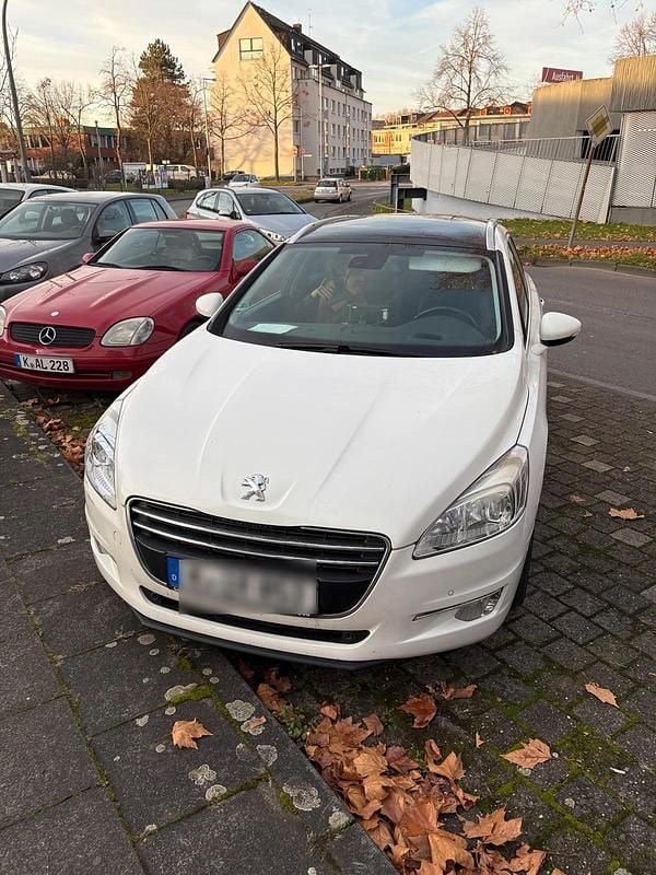 Gebraucht Peugeot 508 SW 156 PS (114 kW) 2013 Weiß Kombi