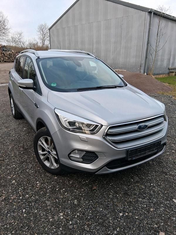 Usata Ford Kuga 150 CV (110 kW) 2017 Argento SUV