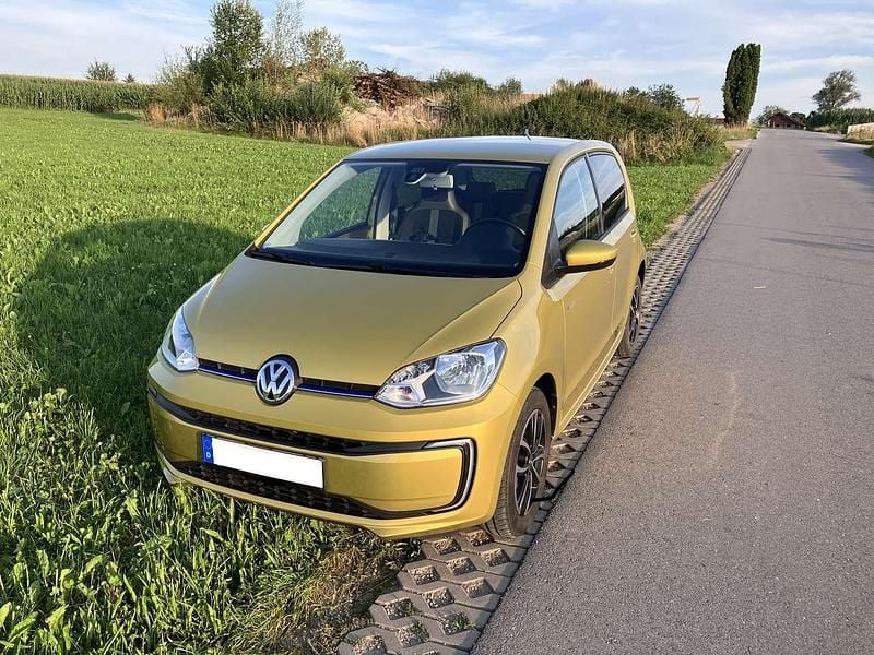 Gebraucht VW e-up! 60 kW (82 PS) 2017 Gelb Kleinwagen