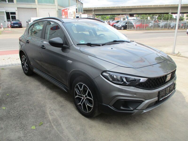 Gebraucht Fiat Tipo Cross 101 PS (74 kW) 2021 Grau Limousine